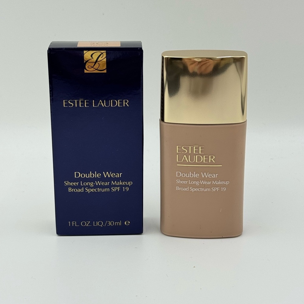 Estee Lauder Cream Foundation Long-Lasting Coverage